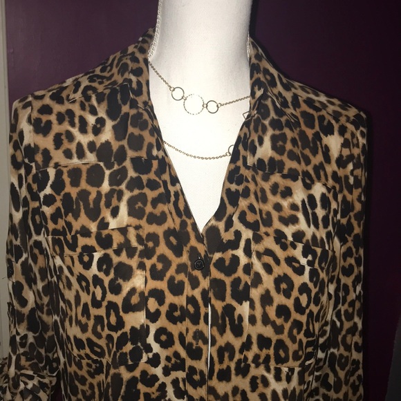 Express button down long sleeved animal print top - Picture 2 of 2